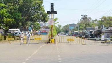 Photo of ਬੇਕਰੀ ਦੀ ਦੁਕਾਨ ਵਾਲੇ ਨੇ ਸ਼ਰੇਆਮ ਉਡਾਈਆਂ ਕੋਰੋਨਾ ਨਿਯਮਾਂ ਦੀਆ ਧੱਜੀਆ!ਪੁਲਿਸ ਨੇ ਵੀ ਨਹੀਂ ਕੀਤੀ ਕੋਈ ਕਾਰਵਾਈ